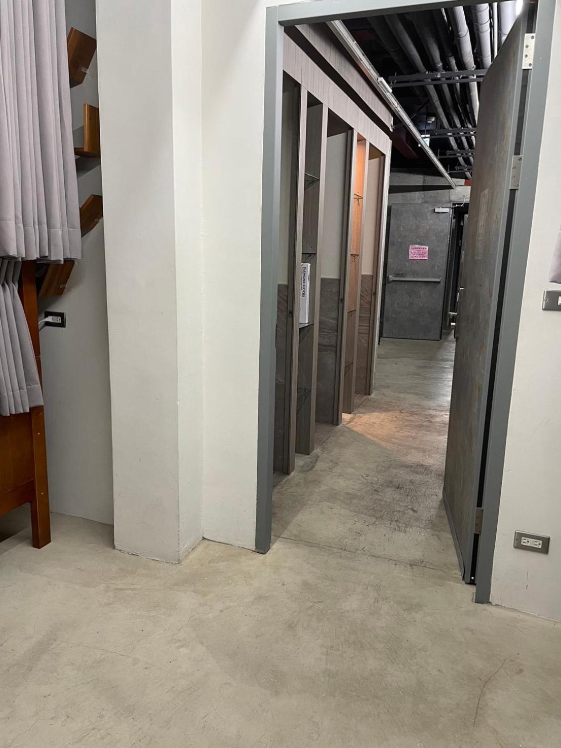 Dan Hostel丹居青旅 Taipei Bagian luar foto
